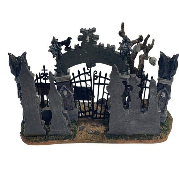 LEMAX 43421 Forsaken Cemetery Gate Table Accent 2004 - Picture 4 of 5